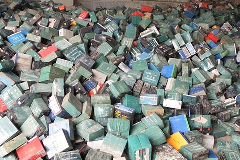 高价回收各种电瓶_电池回收后怎么利用_废旧南孚电池回收